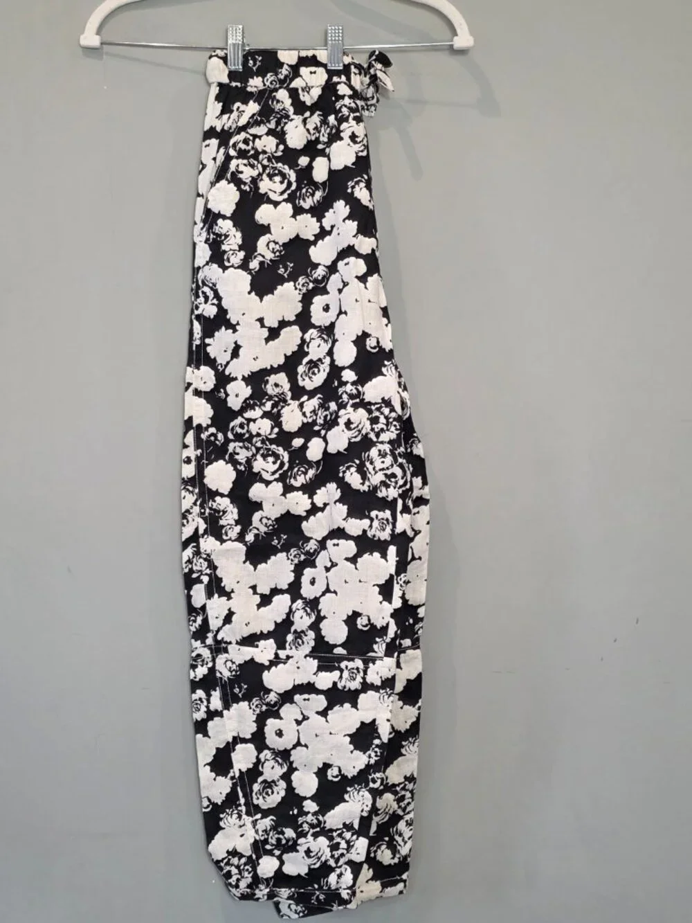 Everlane Linen Pull-On Barrel Pant Black Bone Floral